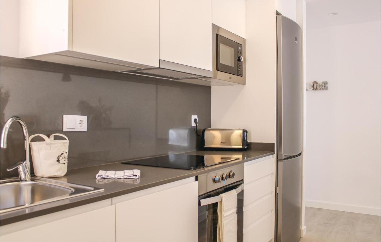 Stunning Apartment In Tossa De Mar With Kitchen Extérieur photo