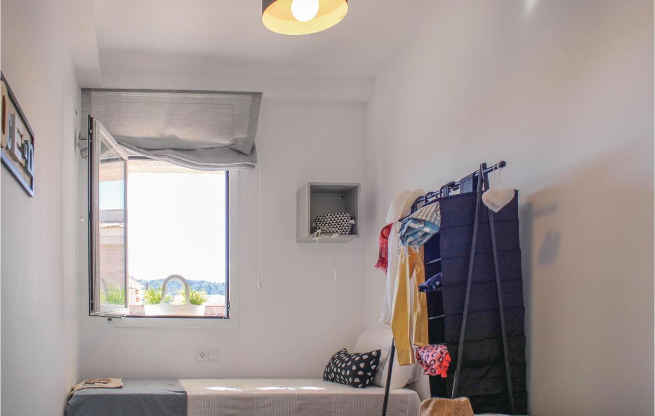 Stunning Apartment In Tossa De Mar With Kitchen Extérieur photo